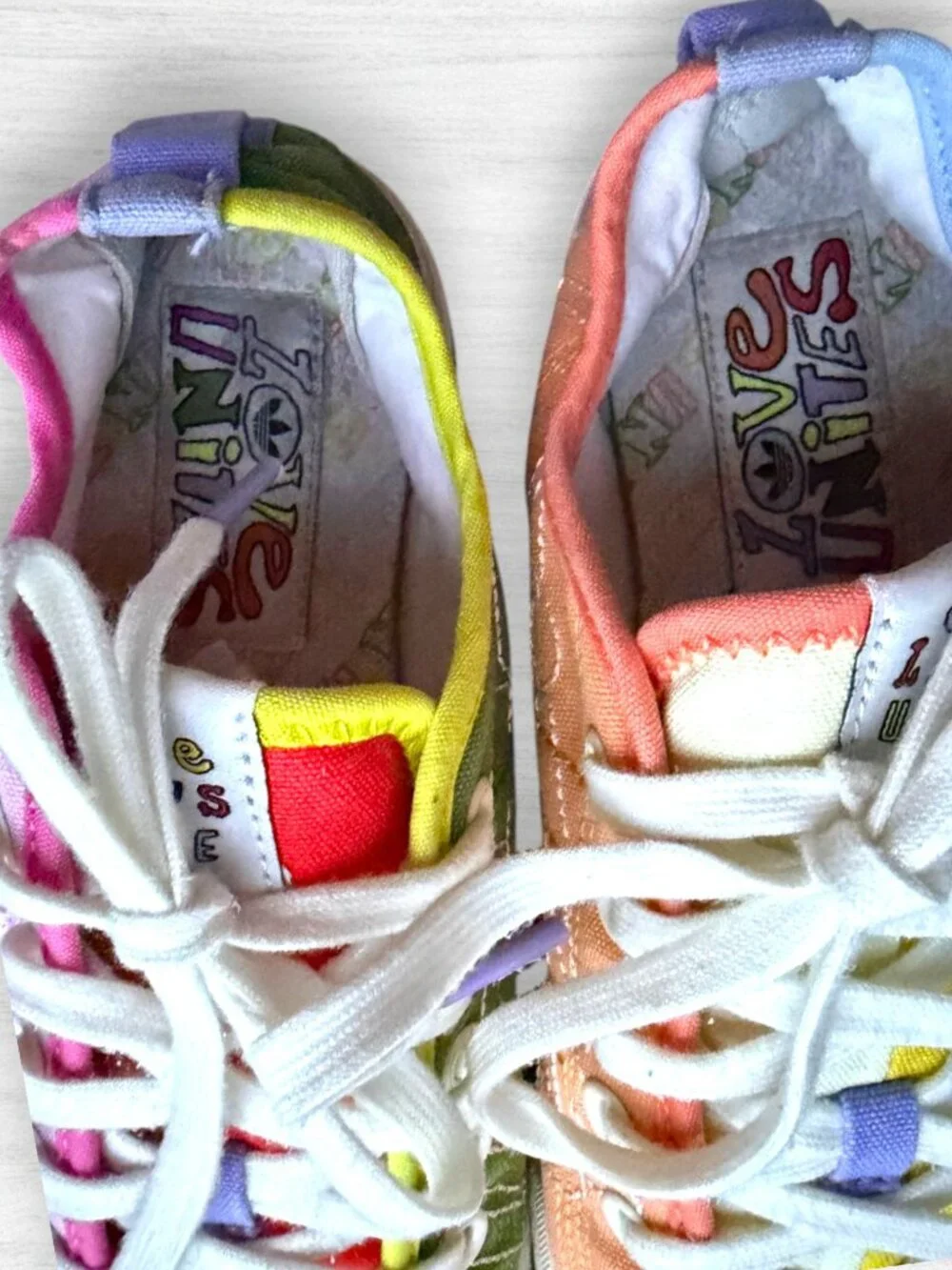 Adidas Nizza Low Pride Love Unites Rainbow Sneakers Multicolor Men’s 9 - Picture 5 of 10